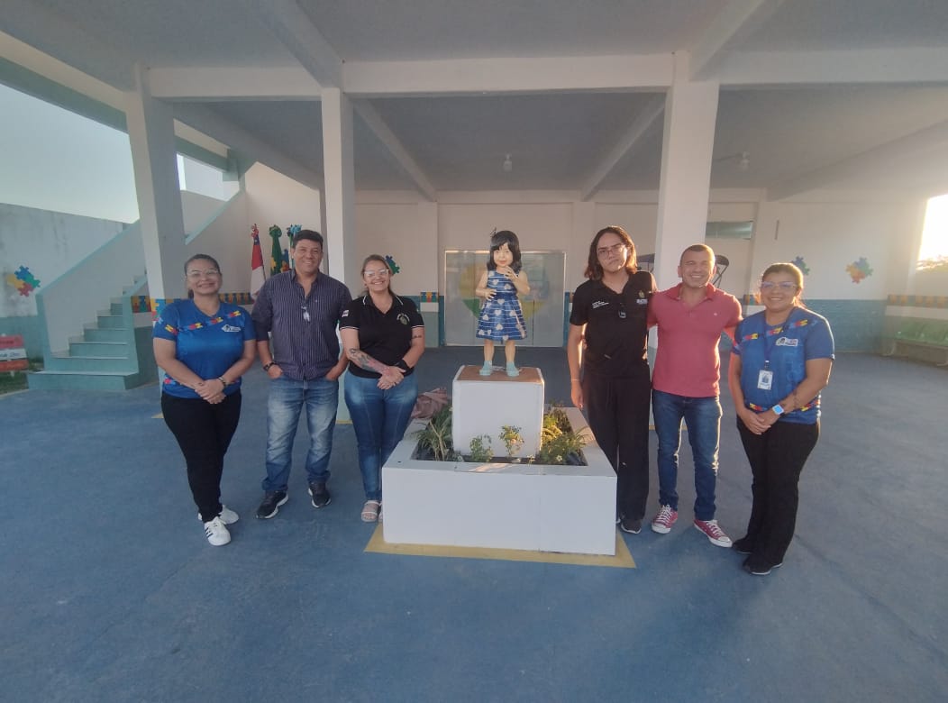 Visita a escola adaptada